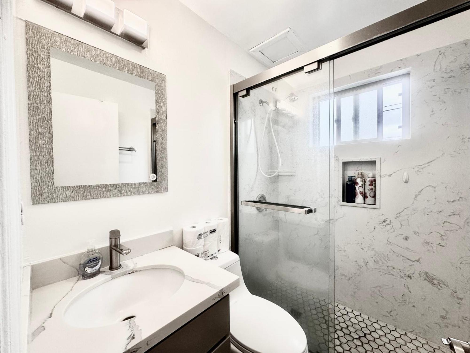 2Br Apt With Brand New Super Quite Ac, Washer, Dryer, Free Ev Station, Free Parking In Cupertino Sunnyvale Extérieur photo